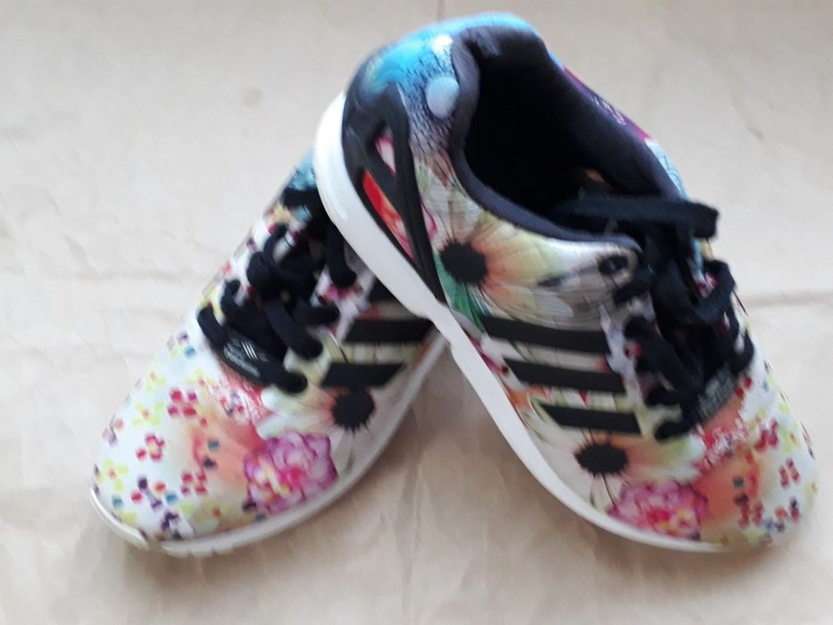 Кросівки Adidas "r38/240mm"