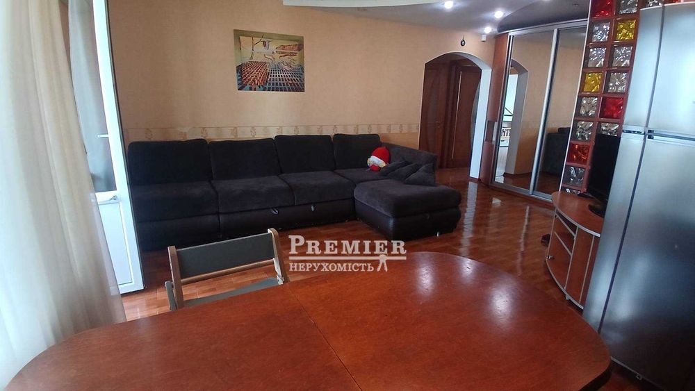 продам 2-кімнатну квартиру 94 кв.м