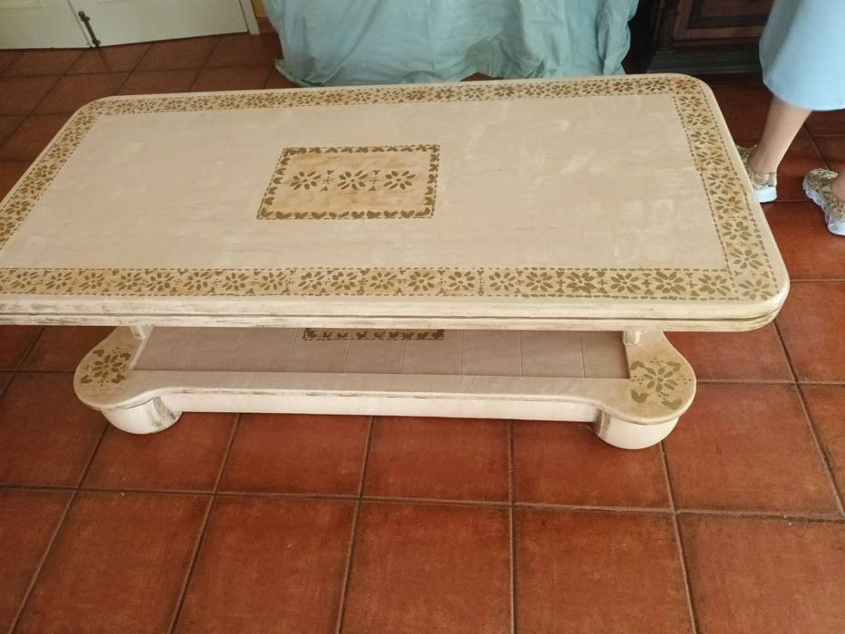 Mesa de Centro Maciça