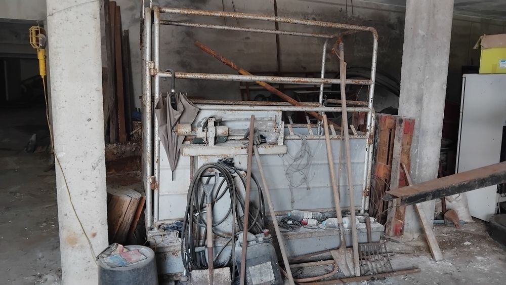 Balança antiga  até 1000 quilos