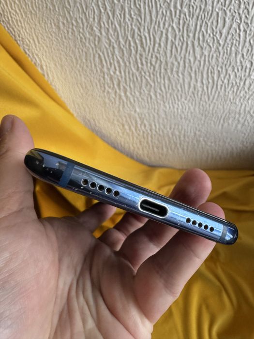 Телефон Xiaomi mi8 64gb 2sim