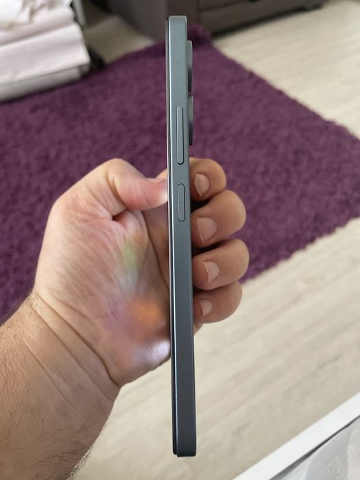 Продам телефон POCCO C 65