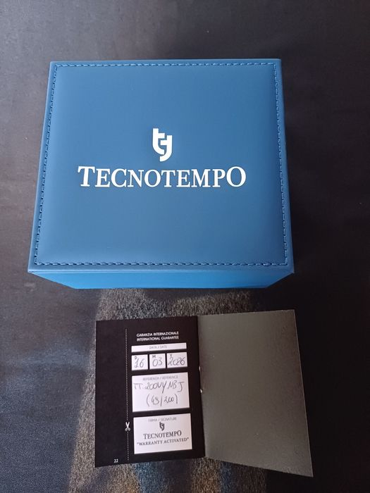 Relógio Tecnotempo Voyager GMT