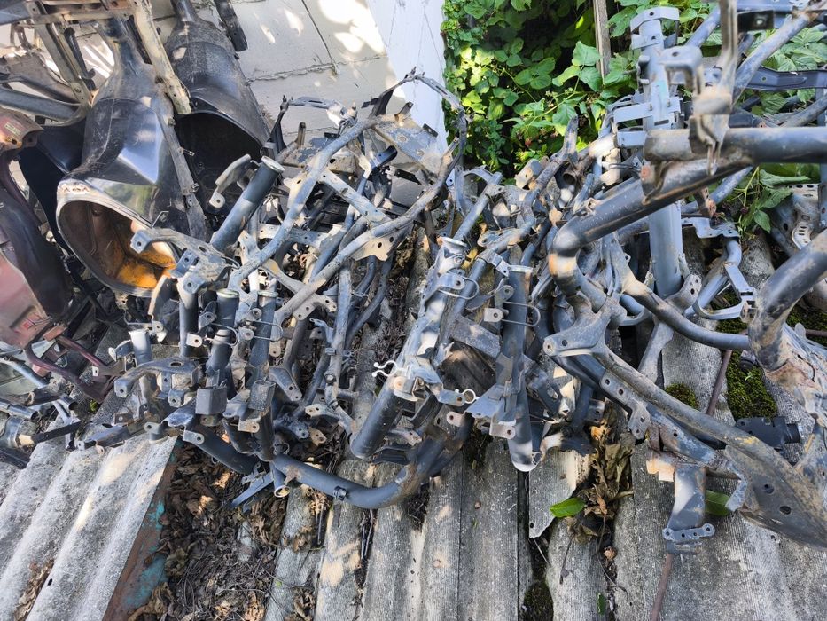 Рама на Yamaha jog  sa16 Axis 100 90 50  vino 3kj bj sa24  aprio Super jog zr sa 12 bws 100 Gear 4kn sa36 sa 26 vino  mint  Gear  4t  bws 125  Dio 110
