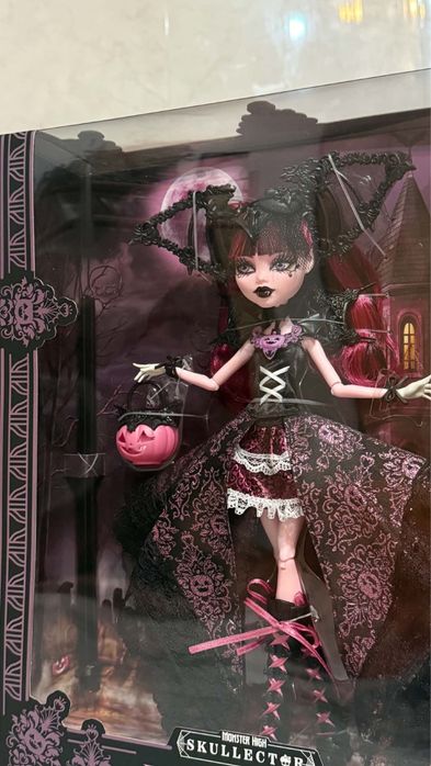 Monster High Draculaura Skullector Halloween Edition Mattel