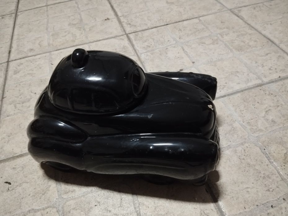 Carro em loiça antigo