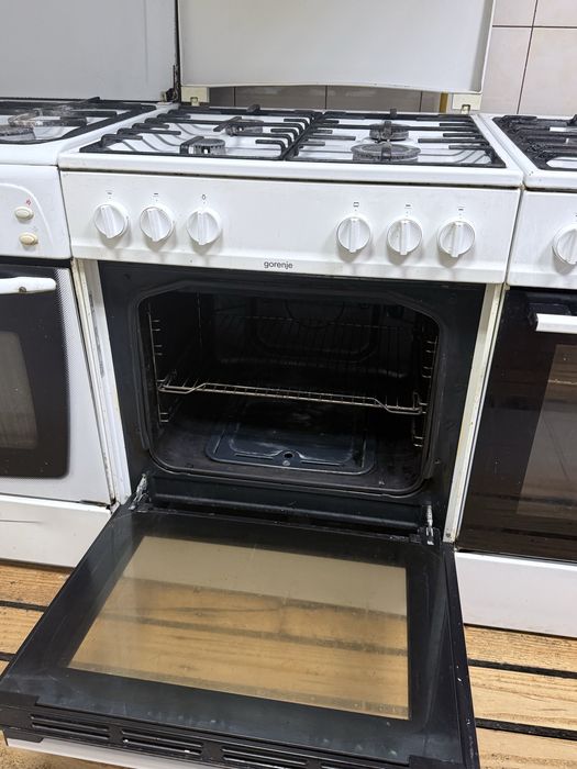 Газова плита б/у три штуки