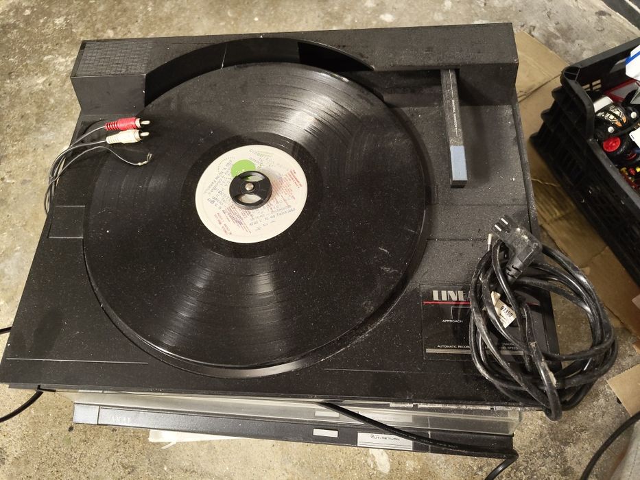 Amplificadores  e vários equipamentos