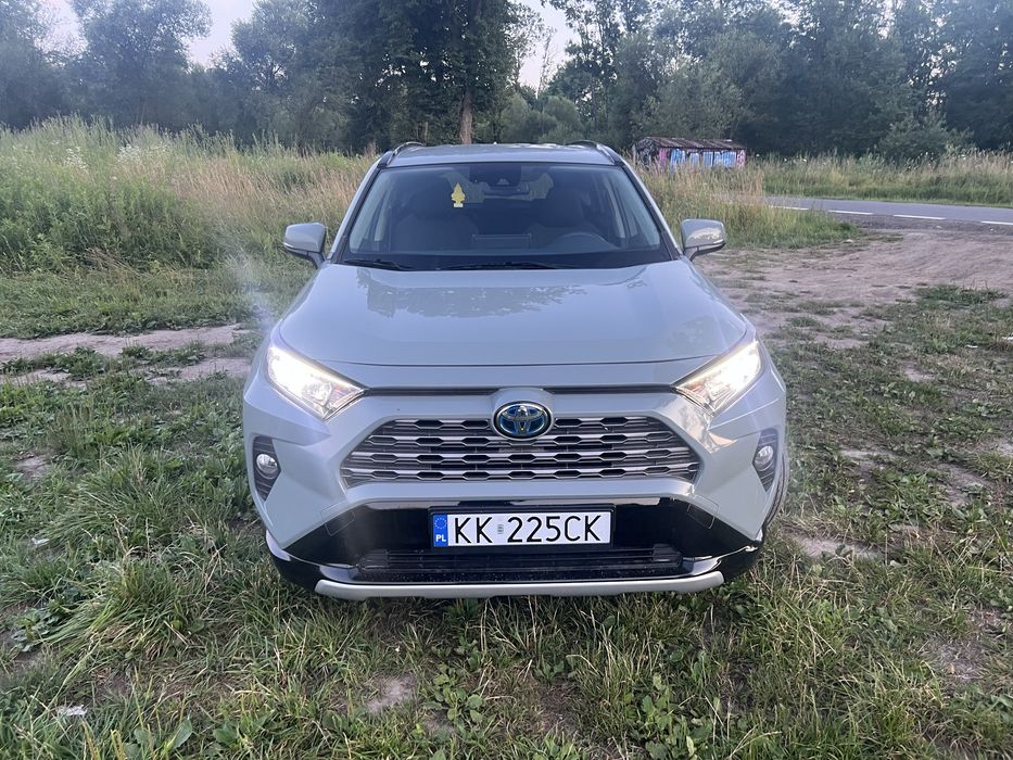 Rav4 v 2.5 hybryda 4/2