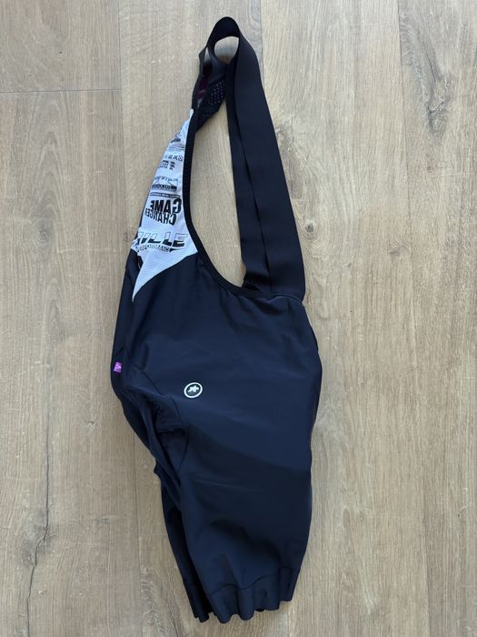 Spodenki rowerowe kolarskie  Assos T.MilleShorts S7