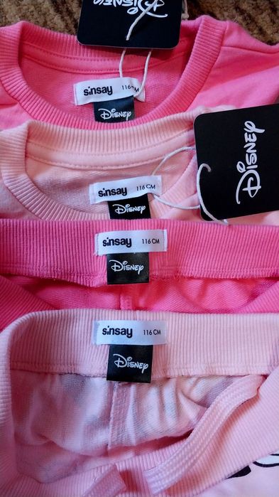 Костюм Disney 116р 5-6р Без утеплення