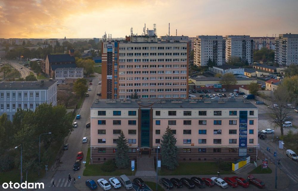 lokal na biuro ok. 37 m2 ( dwa pokoje) parter