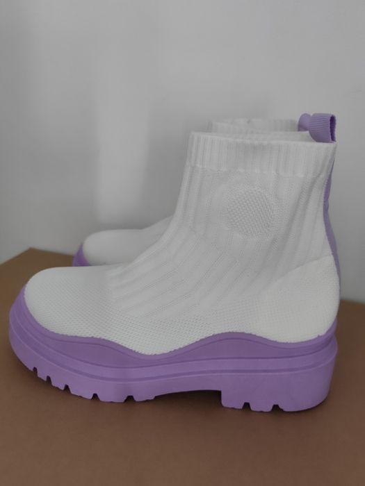 Nowe buty na platformie rozm.38