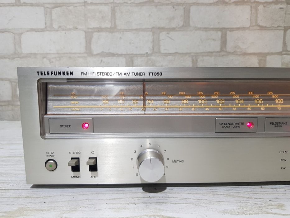 FM/AM Стерео тюнер Telefunken TT 350  б/у з  Німеччини