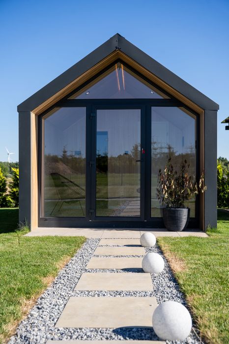 SAUNA ogrodowa z natryskiem- Nowoczesny DESIGN | CAŁOROCZNA