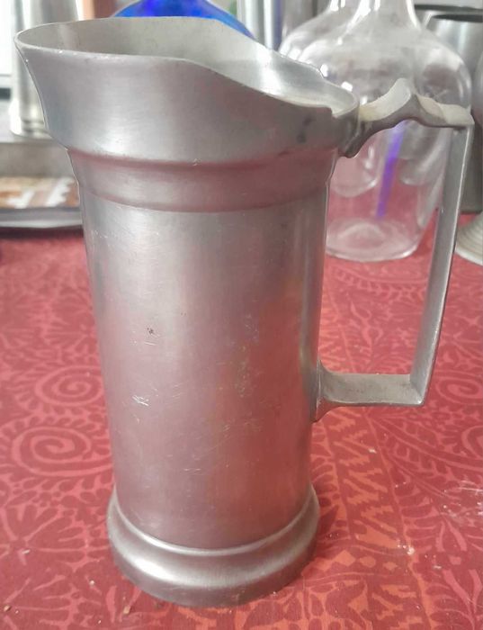 Caneca / Medidor Antigo em Estanho