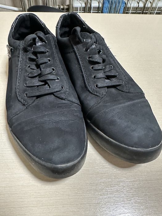 Чоловічі туфлі 43 розміру