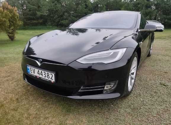 Бампер Tesla Model S Розборка Тесла Модел С розбір Tesla model S
