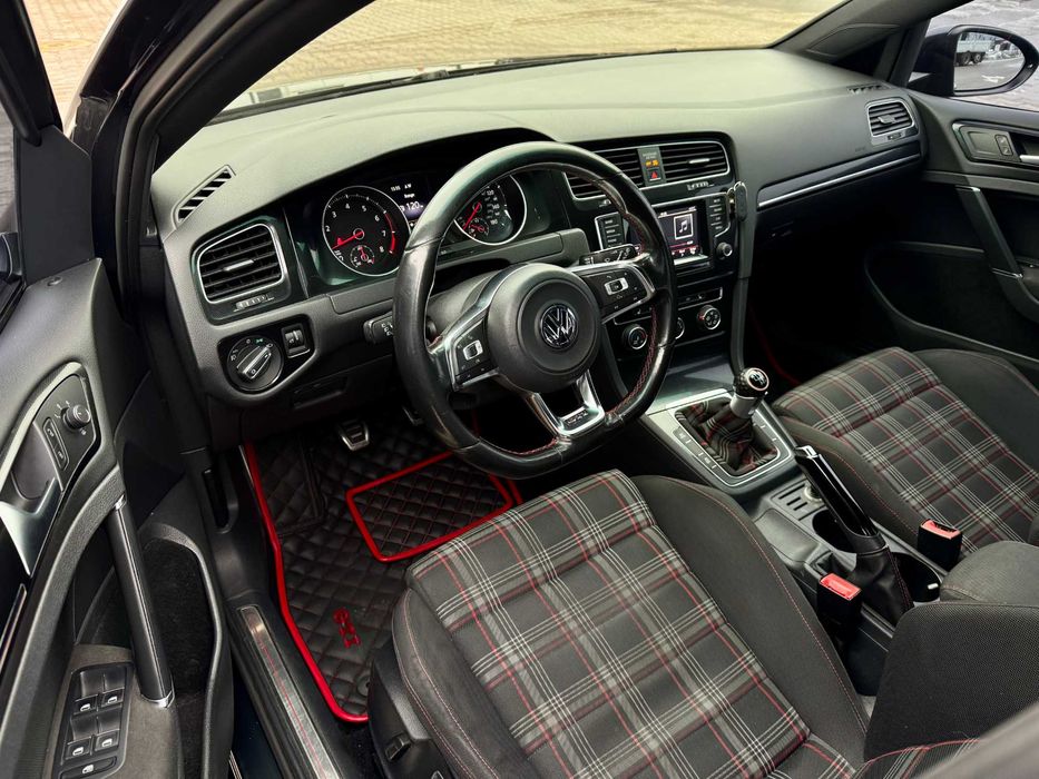 Volkswagen Golf GTI 2015