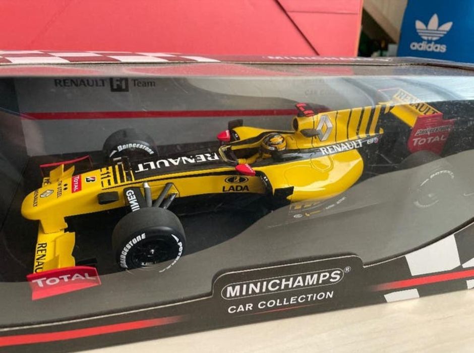 Robert Kubica Renault 2010 F1