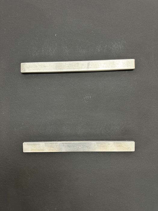 Suportw magnetico prateado para facas/tesouras