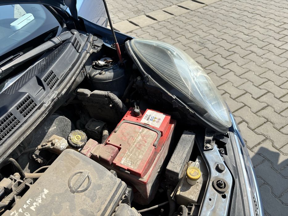 Nissan micra 2008 року 1,2 автомат