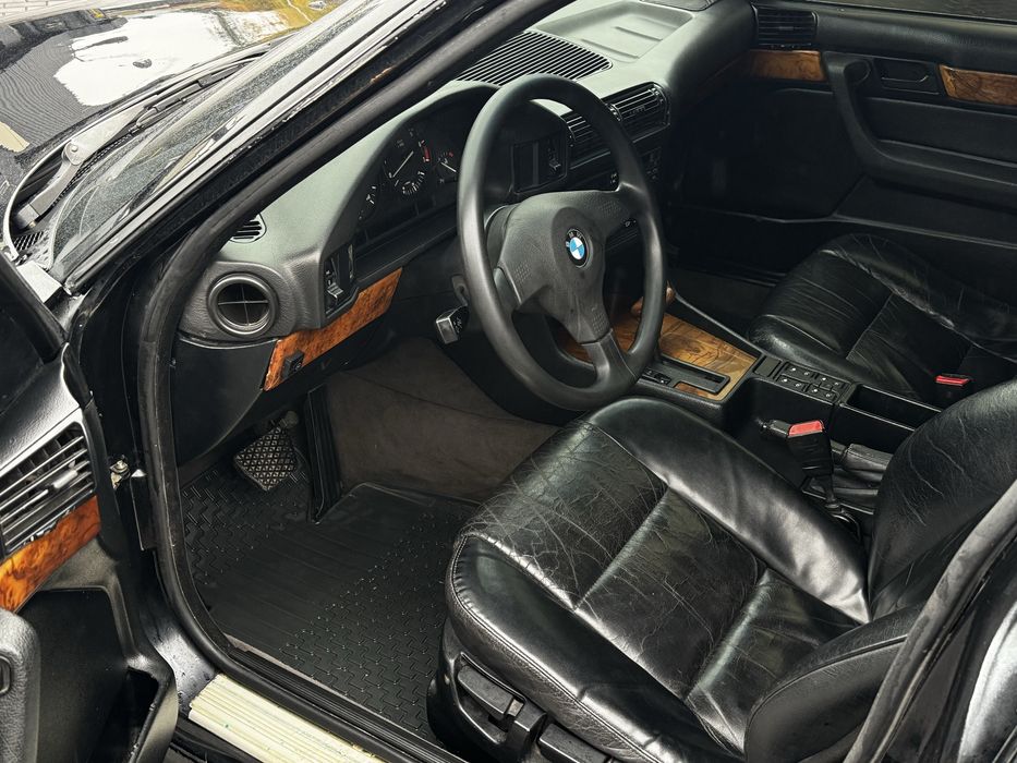 Продам BMW E34 530i