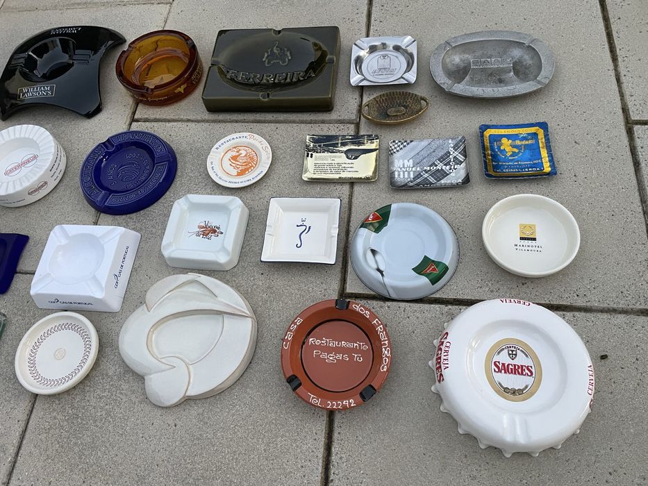 Cinzeiros com publicidade