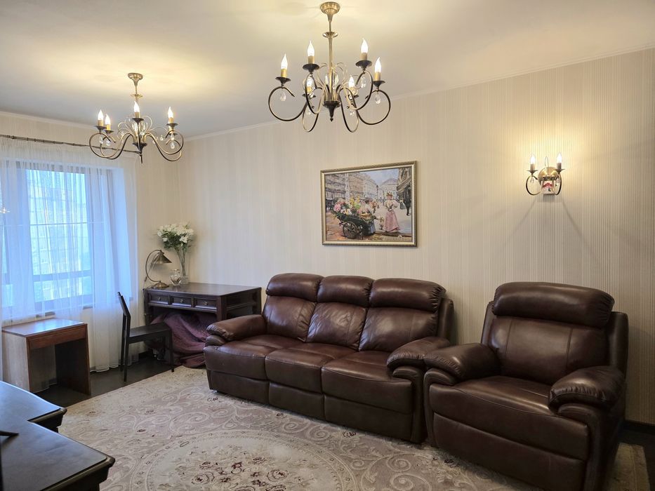 Продам 2к чешку с автономкой - газ, пр.Героев, Победа