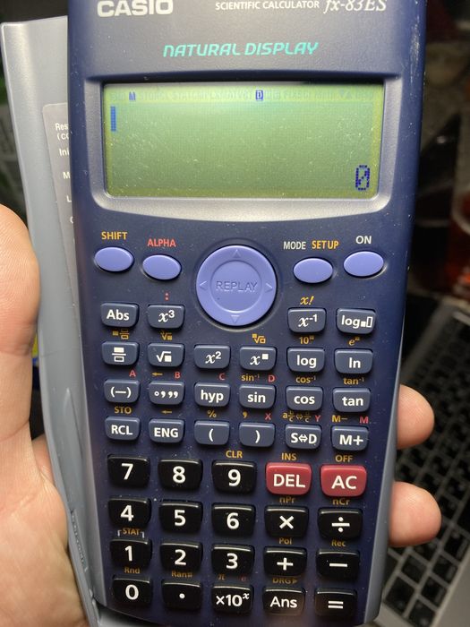 Casio fx 83 ES японский научный калькулятор в хорошем состоянии