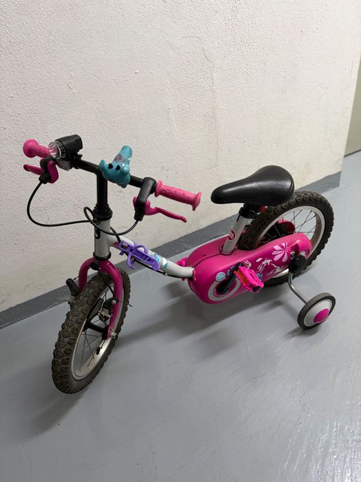 Bicicleta criança 4-6 anos em bom estado