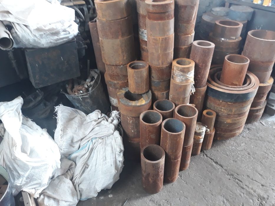 Продам металлический круг,  кругляк полый, заготовку