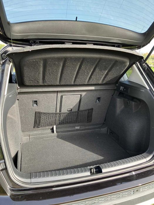 SEAT Ateca SUV Diesel 1.6 TDI car play e sistemas de assistência à condução