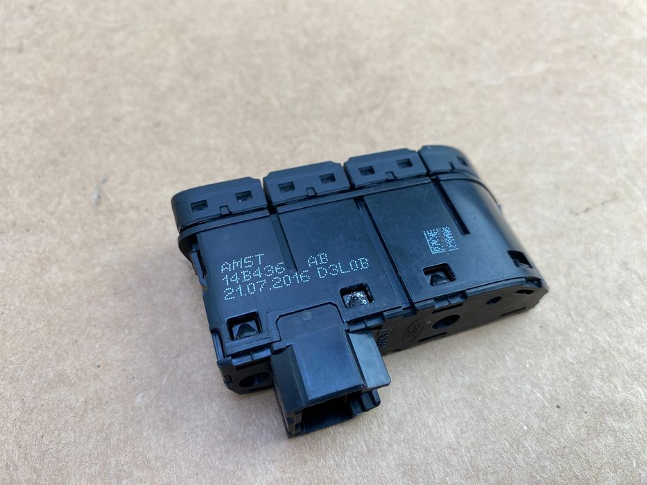 Przełącznik Klapy Czujników Parkowania Parking FORD Kuga II Focus III