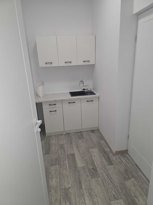 Pawilon handlowo-usługowy do wynajęcia – centrum Wołomina, ul. Fieldorfa 8