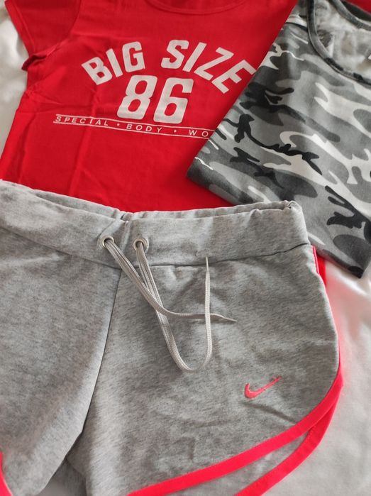 Spodenki NIKE, 2 sztukii koszulek