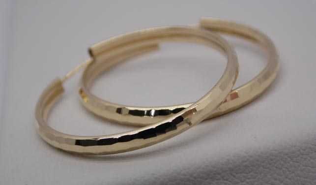 Złote kolczyki diamentowane koła 3,1 cm.