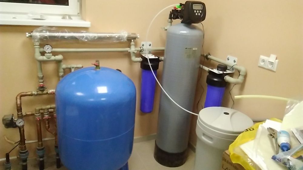 Заміна фільтрів води.Замена фильтров перезасыпка