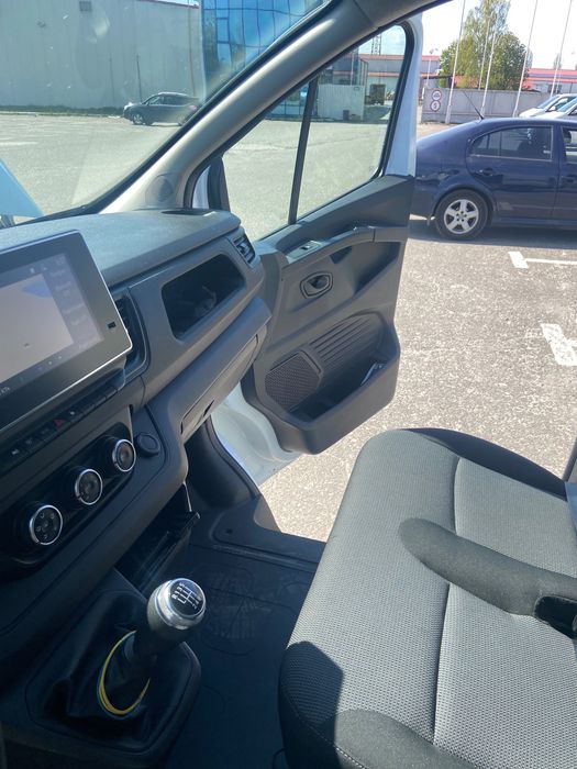 Renault Trafic 2021 III покоління (2nd FL)  •  2.0 dCi MT (150 к.с.) L2H1  •  Advance