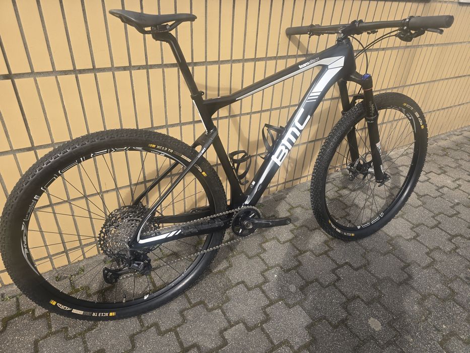 Bicicleta  BMC  TEAM  ELITE  01