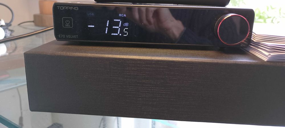 Topping E70V Velvet DAC com comando remoto