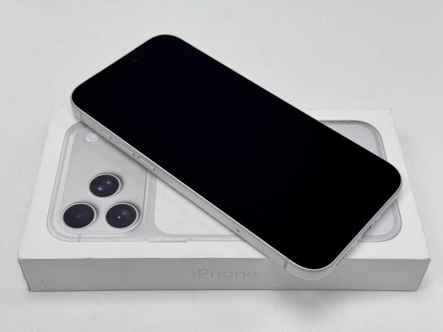 Apple Iphone 17 Pro Max 256GB Silver BAT.92% 346 cykli FASON Rzgowska 12