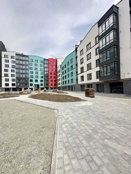 Докімнатна в Парковім Містечку