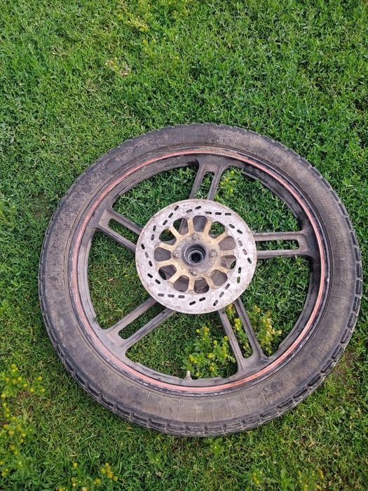 Продам колесо 18