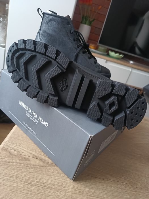 Skórzane Palladium Revolt Hi Metal r 39