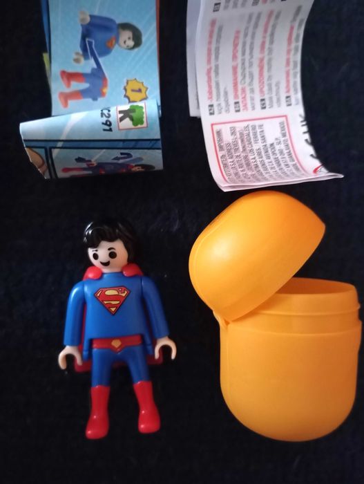 Troco figuras DC Playmobil Kinder Sorpresa