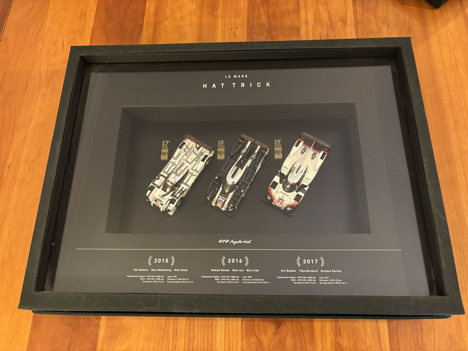 Porsche Art Edition Hat Trick