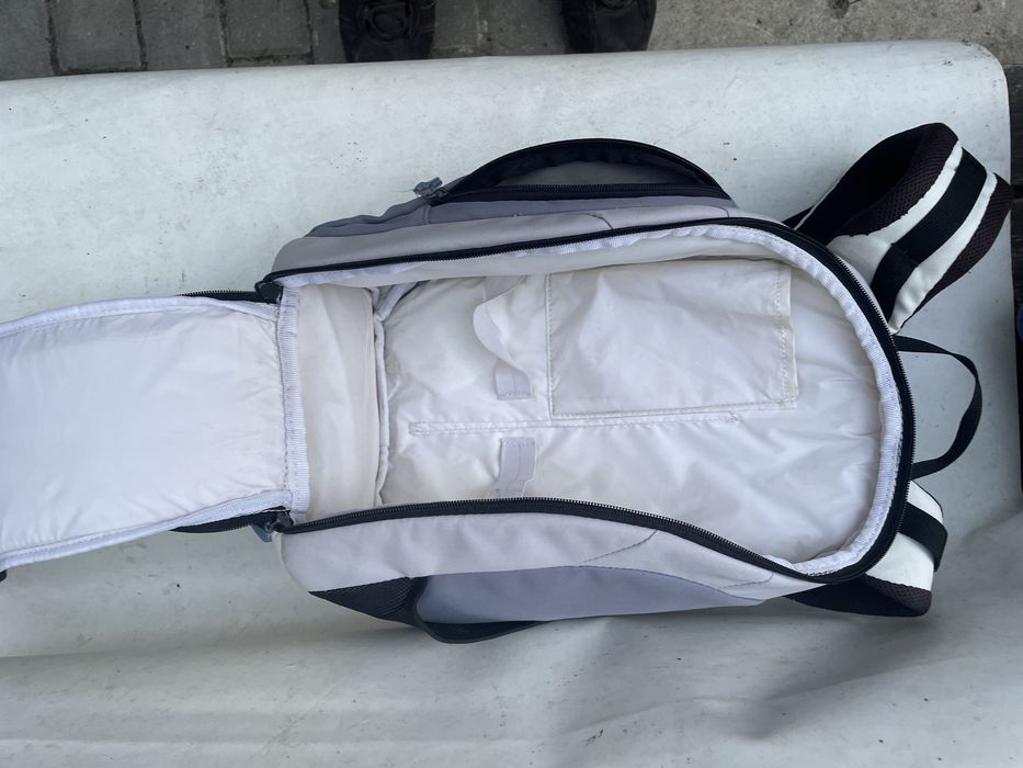Vendo mochila Quechua 10litros