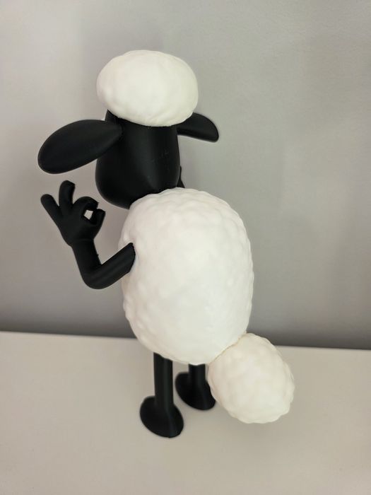 Figura decorativa inspirada na Ovelha Choné  - 23cm