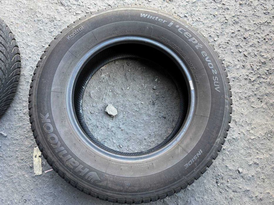 Шини зима 215/70/R16 Hankook Winter Icept Evo 2 Suv